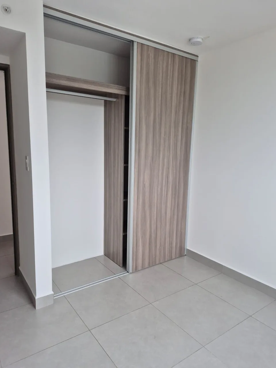 Brand New and Move In Ready | 3 Bedroom Apartment at Altamira Condominium — photo 5