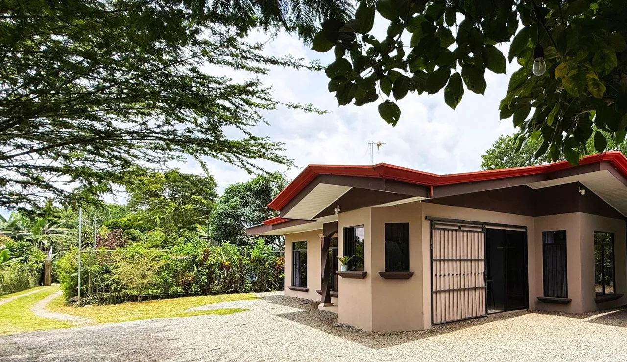 3 BR Family Home in General Viejo Perez Zeledon