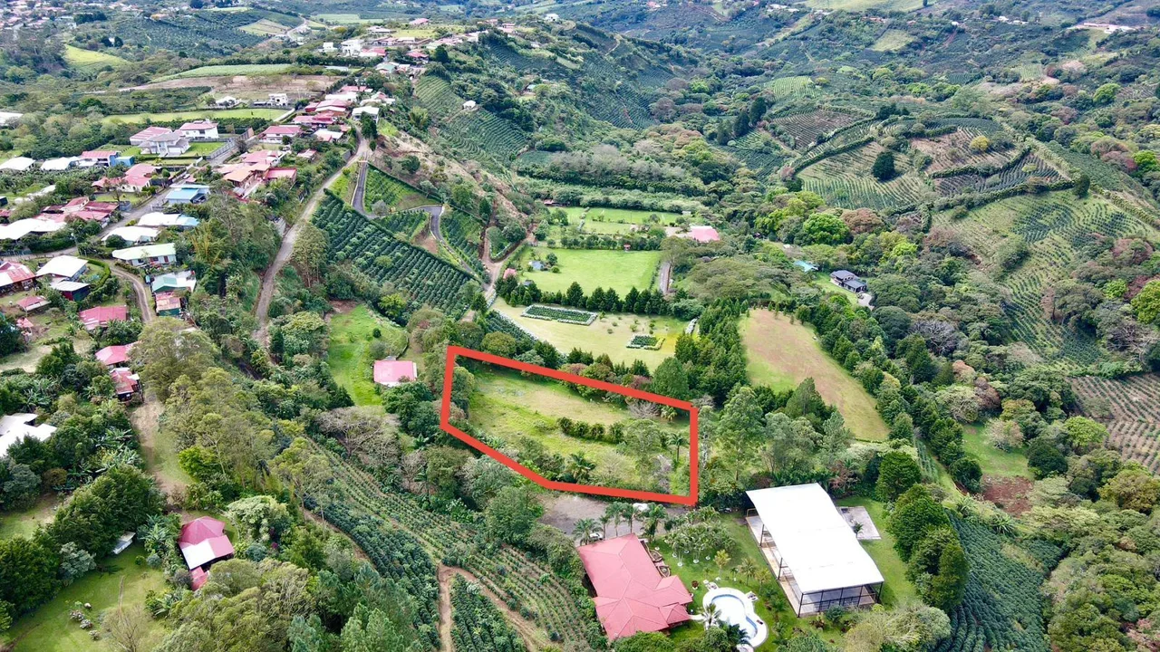 Land for Sale in Grecia, Costa Rica – 1.3 Acres of Mountain Paradise for $150,000