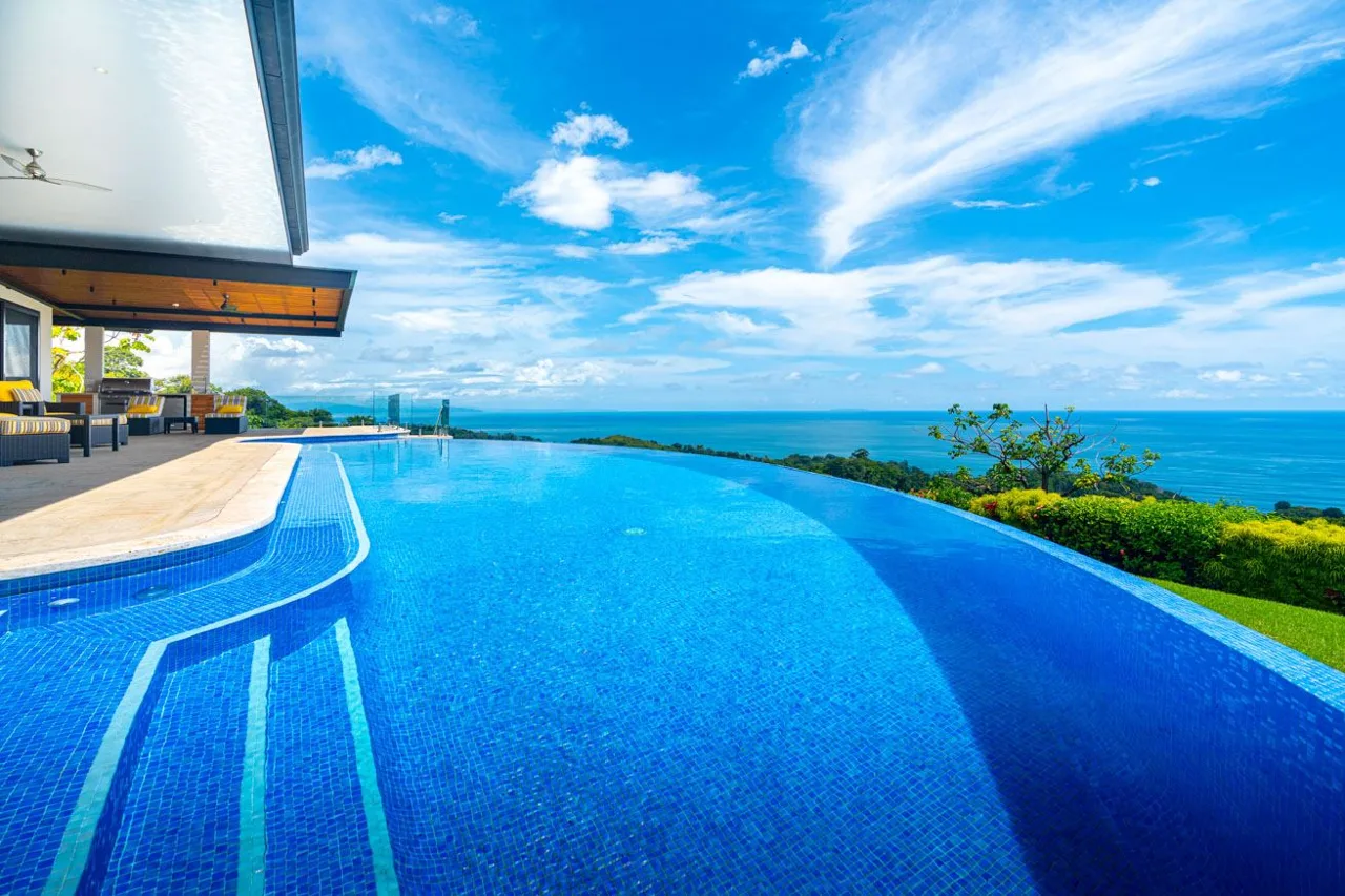 Luxury Ocean View Home in Ojochal Costa Rica | Infinity Pool &amp; Sunset Views