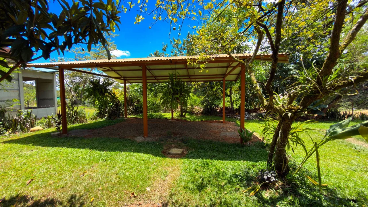 2-Story House with 879 m² Lot for Sale: Connectivity and Space, in Las Mercedes de Cajón — photo 5