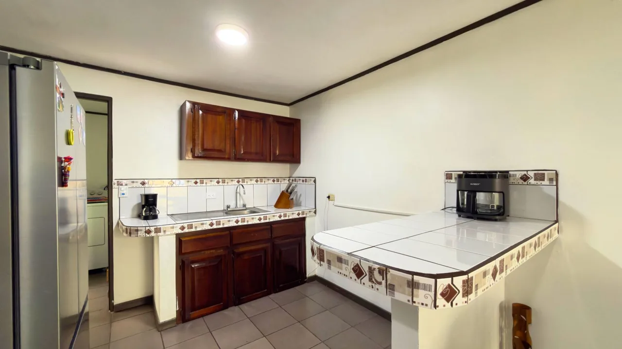 For Sale: 3 Apartment Complex In Perez Zeledon - CR — photo 4