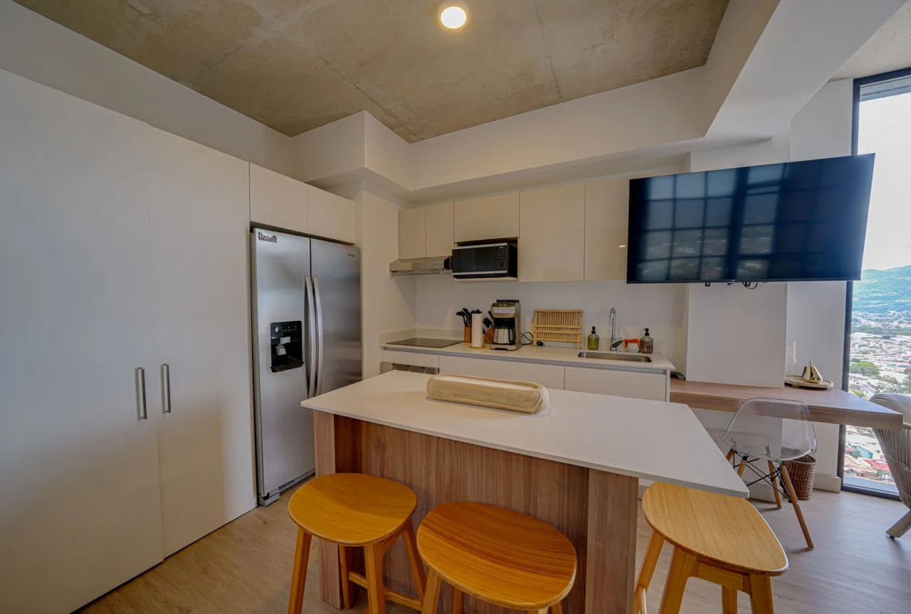 Furnished Apartment for Rent in Secrt Escalante – $1,500 — photo 2