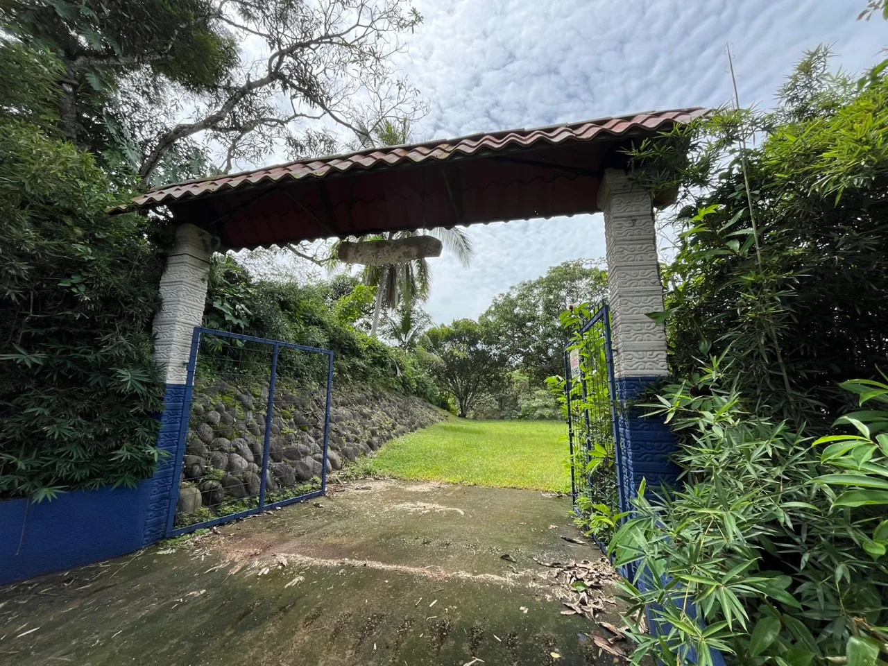 Land for Sale in Orotina Costa Rica – Build Your Dream Home Surrounded by Nature