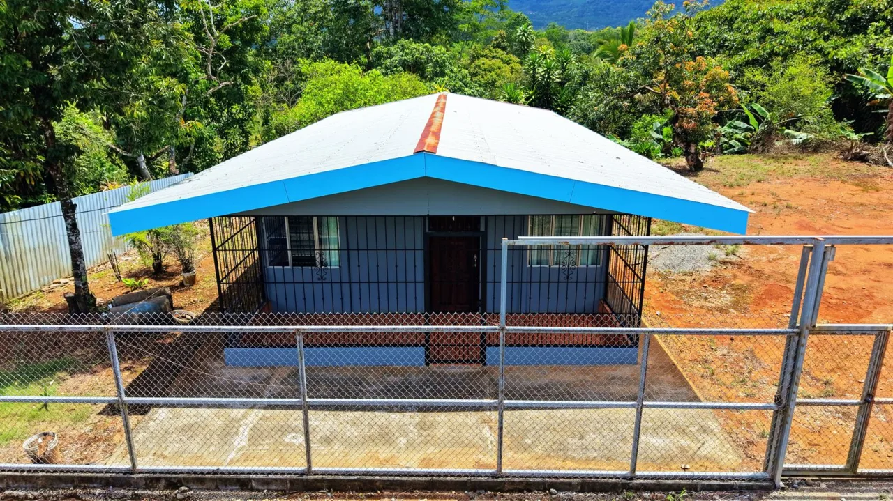 For Sale: Secure 1,974 m² Estate in San Pedro Downtown | 3-BR House, Flat Land &amp; Natural Spring