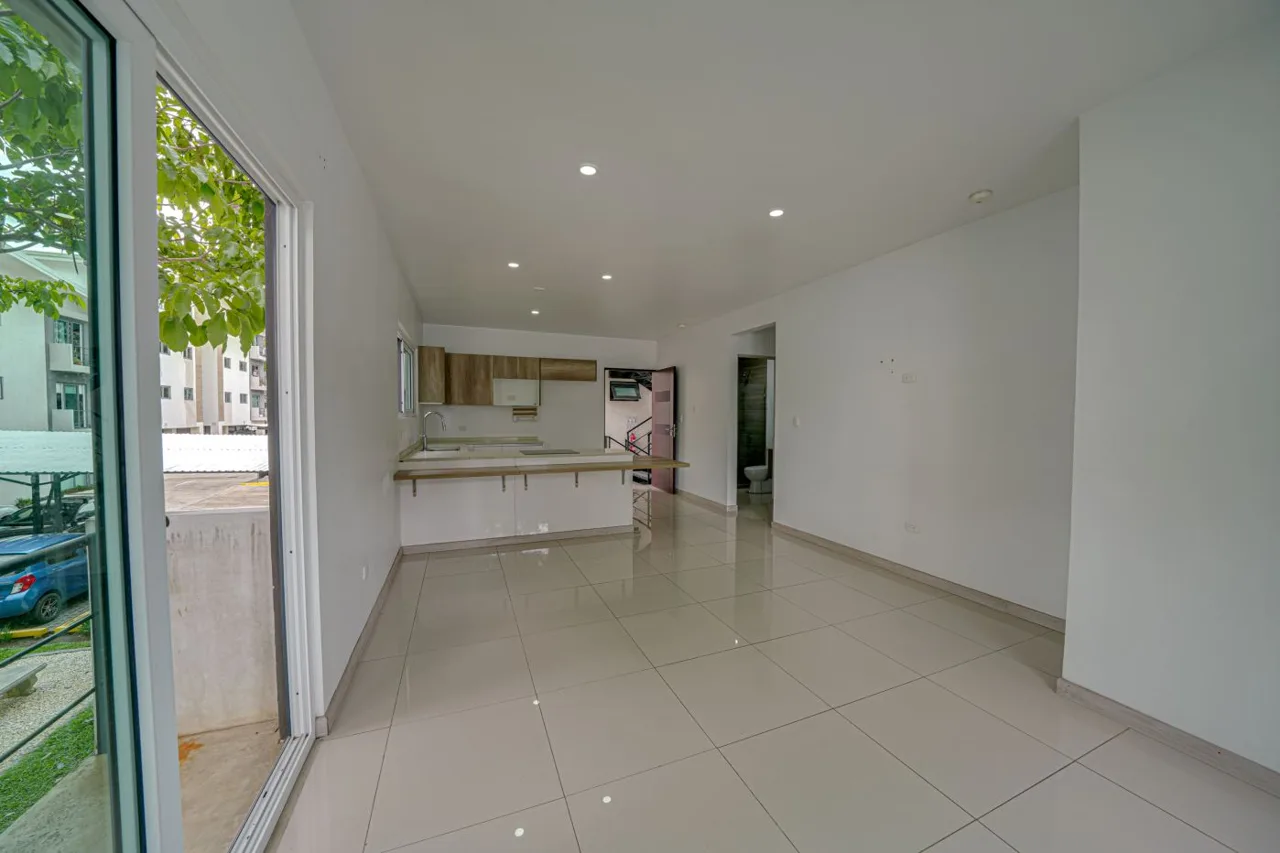 APARTMENT FOR SALE: 2 BR / 2 BA / 2 PARKING SPACES – URUCA, SAN JOSÉ FV — photo 4