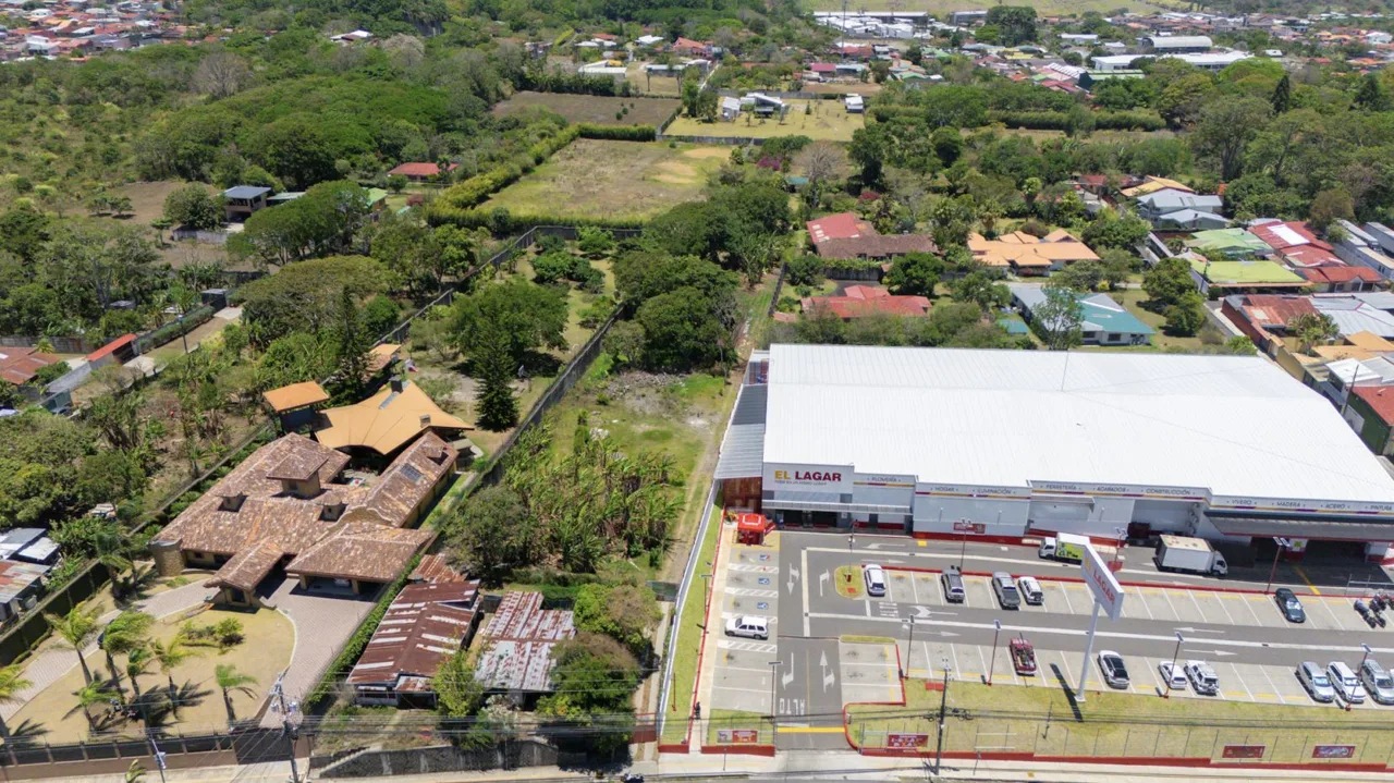 High-Visibility Development Lot in Santo Domingo de Heredia — photo 2