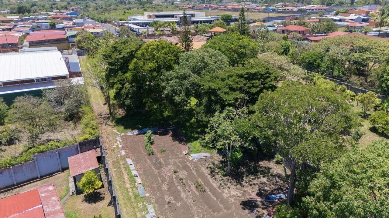 High-Visibility Development Lot in Santo Domingo de Heredia — photo 4