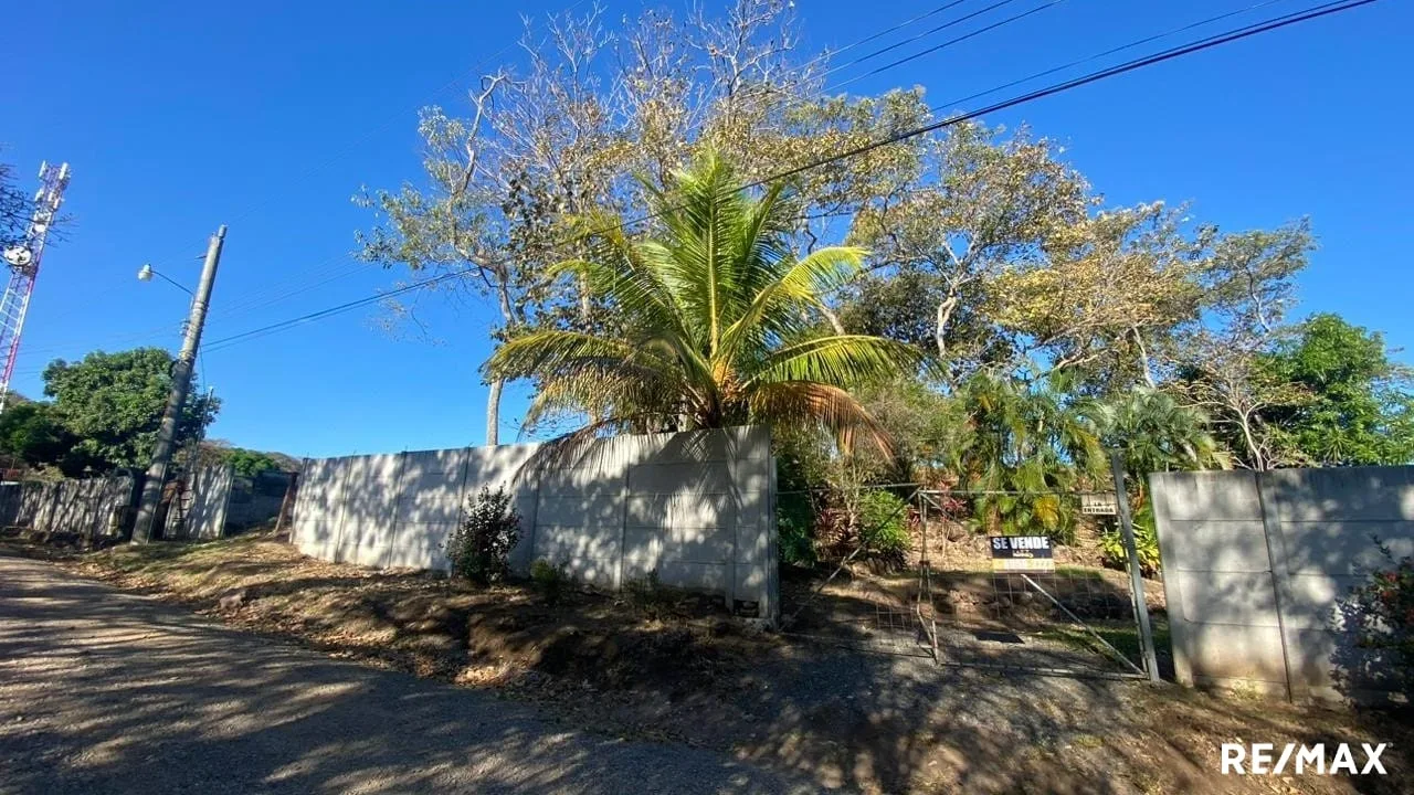 Beautiful Orotina Property