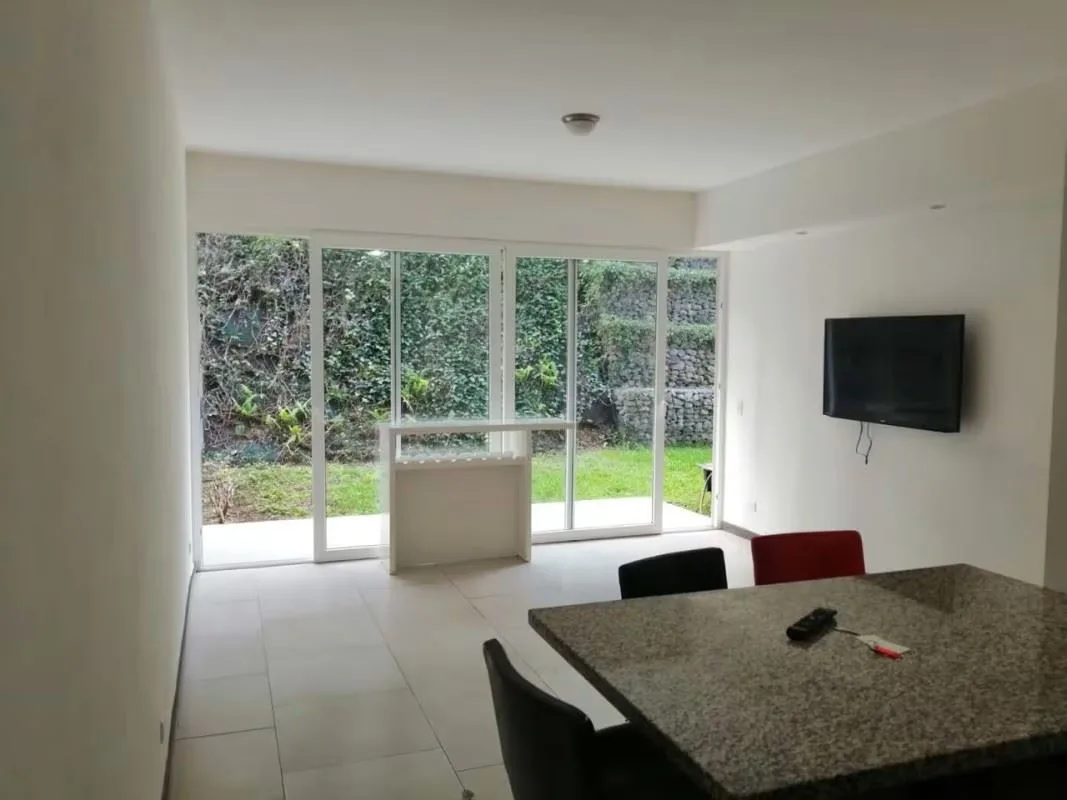 Modern Apartment with Excellent Location in San Pablo de Heredia