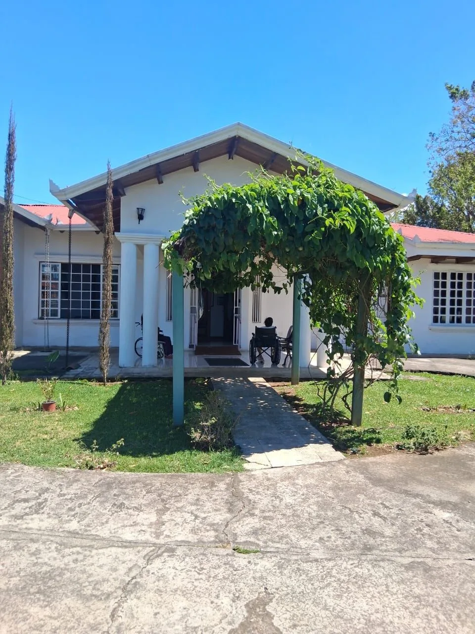 Commercial Property for Rent in Heredia, San Juan de Santa Bárbara