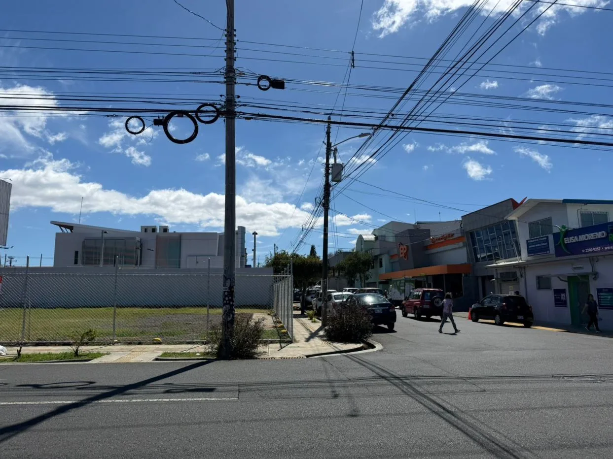 UNIQUE INVESTMENT OPPORTUNITY IN THE HEART OF TIBÁS! — photo 3