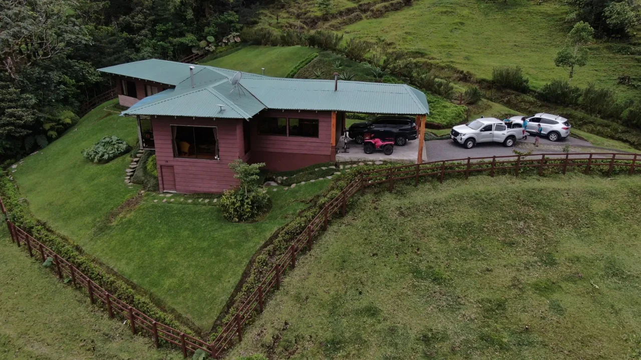 Invest in one of the most exclusive and fastest-growing tourist destinations in Costa Rica: Monteverde!