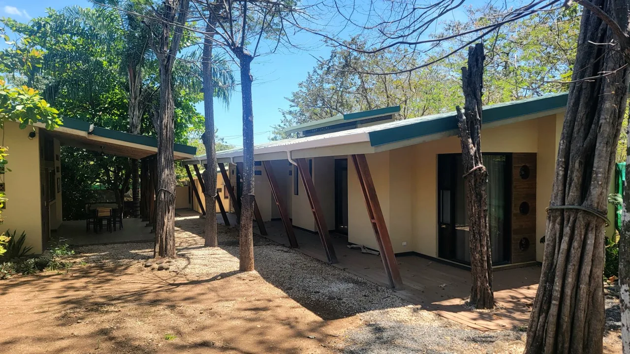 Unique Tropical Home in La Libertad near Playas del Coco