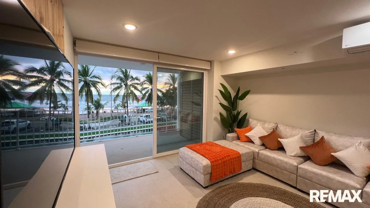 The Pacific Point 202 Oceanfront 3-bedroom