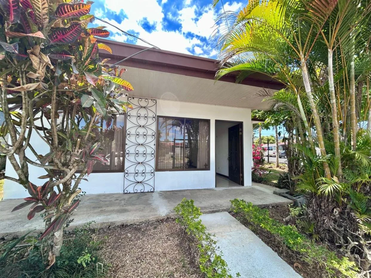 Corner Home for Sale in Palmares
