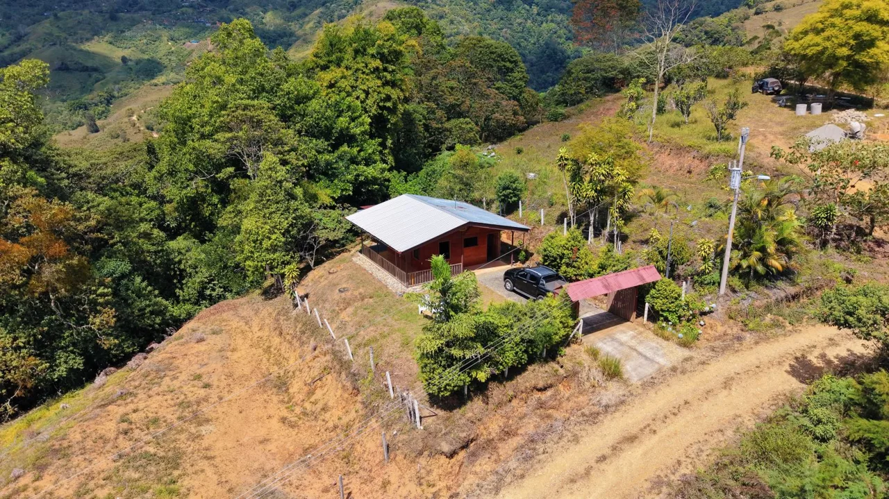 For Sale: Mountain View Lot in Quebradas, Pérez Zeledón — photo 2