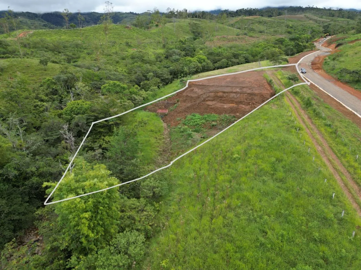Beautiful Lot for sale In The Heart Of RISE Community – 7,171 sqmt With Loving Views And Creeks In Santa Elena. — photo 4