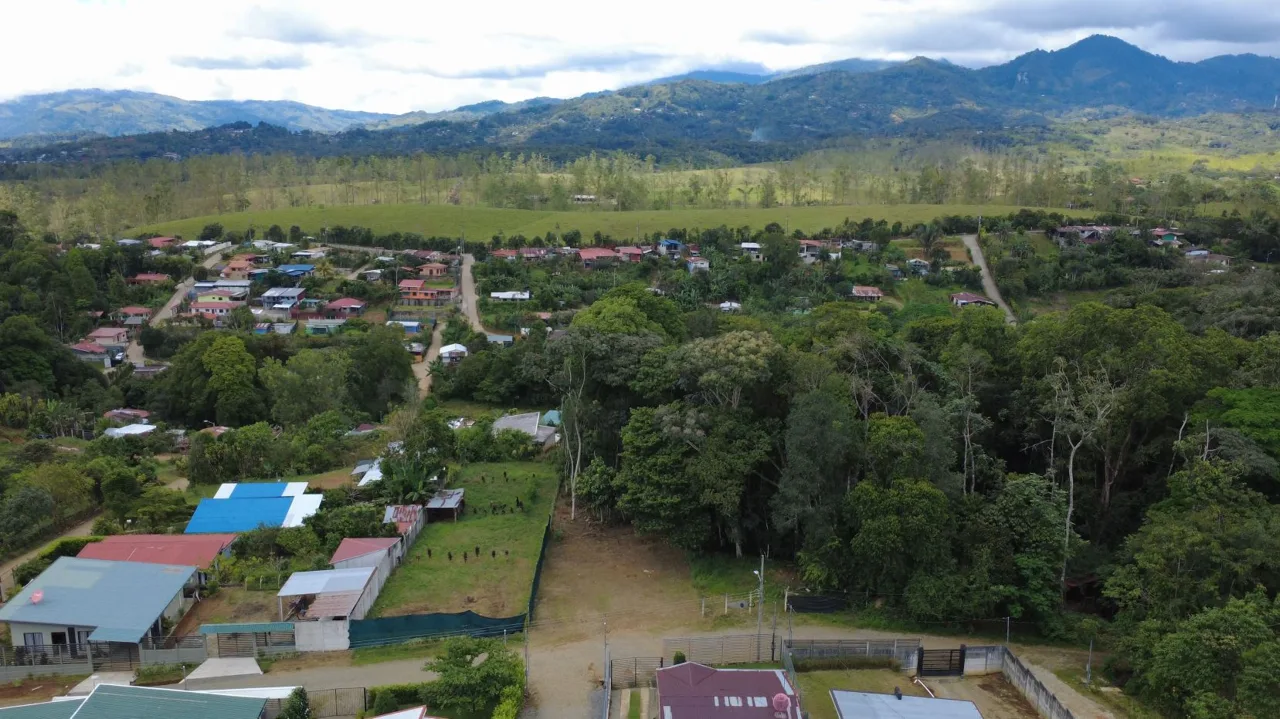 Investment Lot for Sale in La Bonita, Perez Zeledon, Costa Rica — photo 5