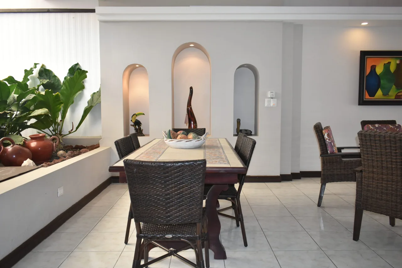 HOUSE IN PUNTA LEONA / TITLED!