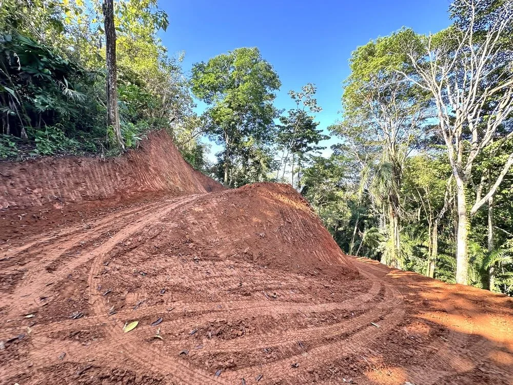 Secluded 1.25-Acre Lot with Creek Frontage