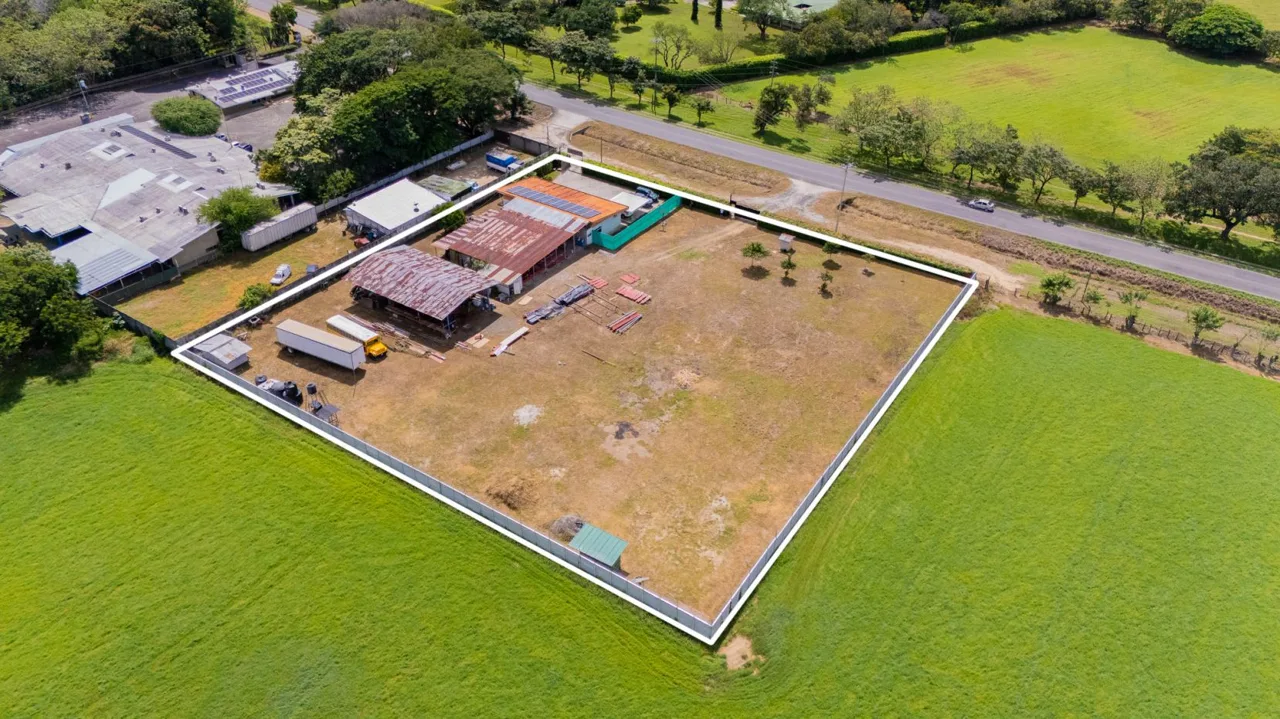 High-Potential Commercial Property on the Pan-American Highway – Liberia