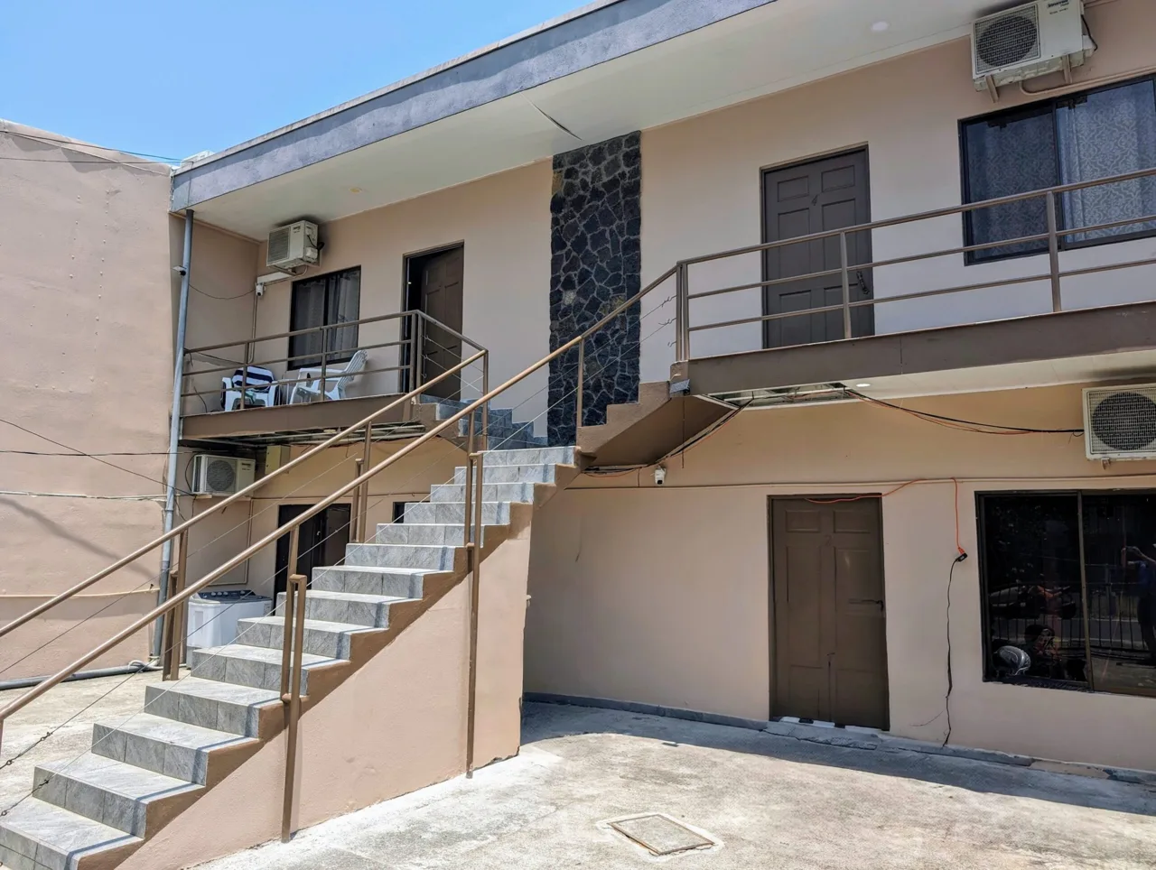 Income-Generating Gem: 4-Unit Apartment Building in Jaco Beach