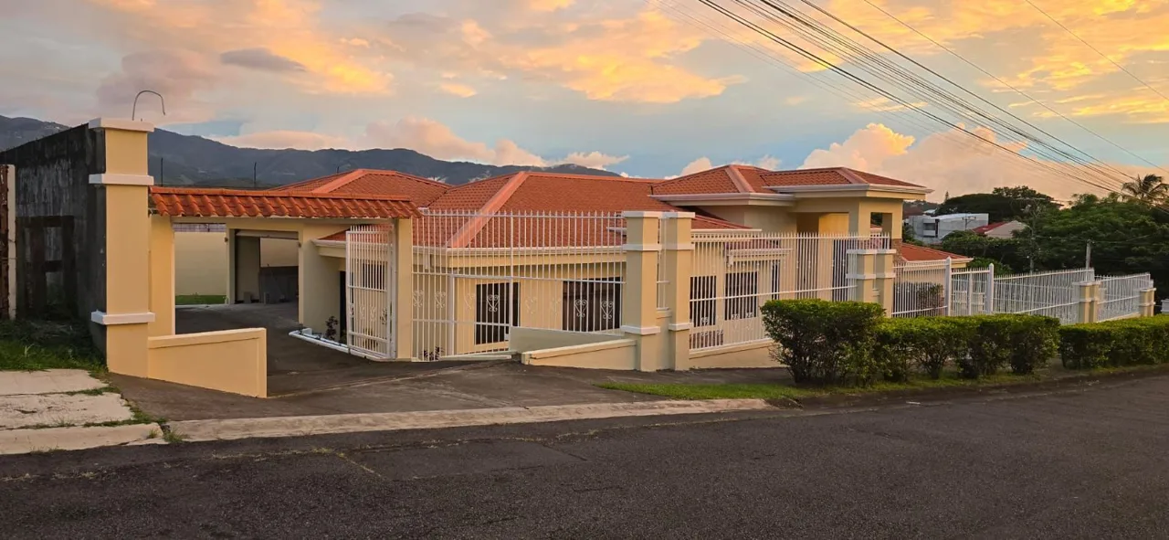 Luxury Home for Sale in Belén | Valued at $690,000 | Now on Sale for $595,000
