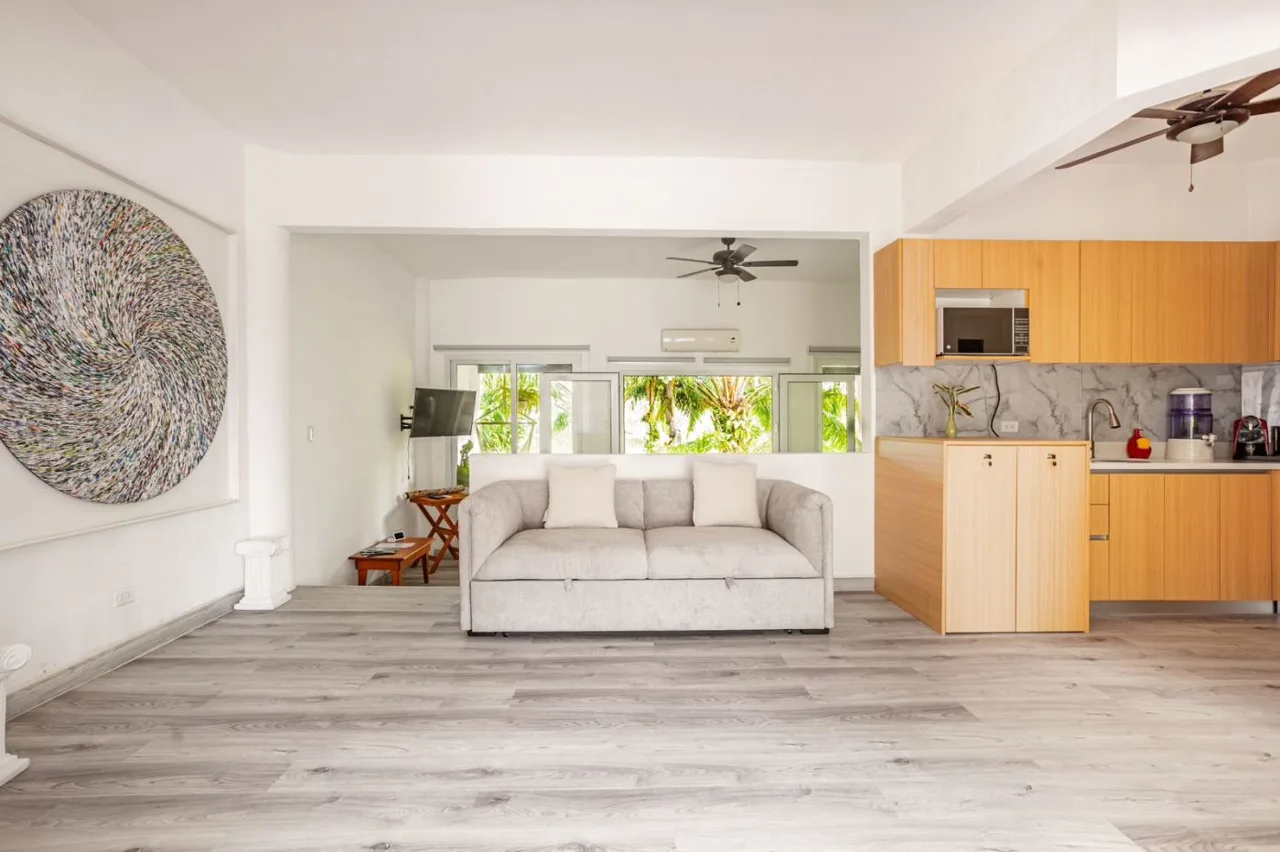 For Sale: Charming Studio Villa in Manuel Antonio Beach