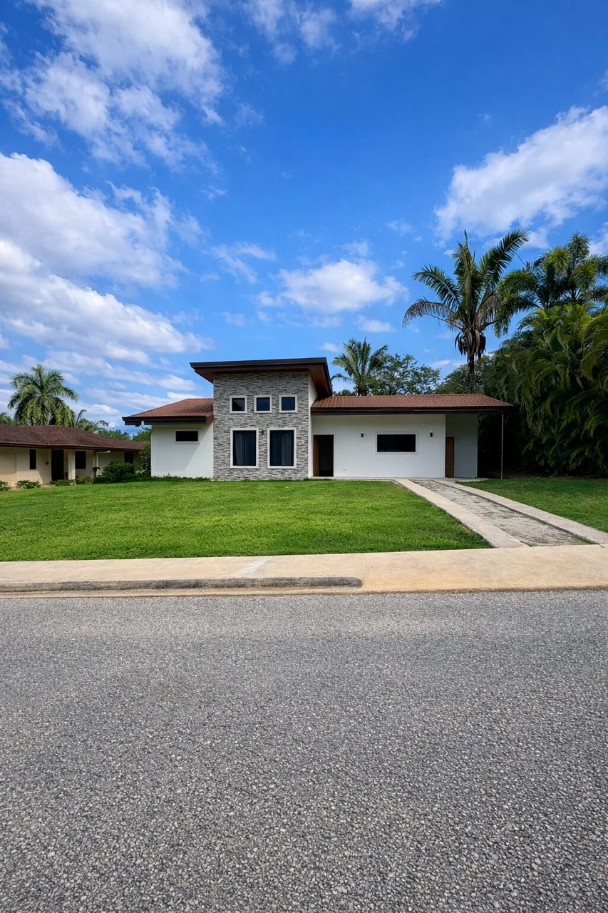 Casa Luz – Modern 3-Bedroom Home in Loma Verde Condominium, Carrillo