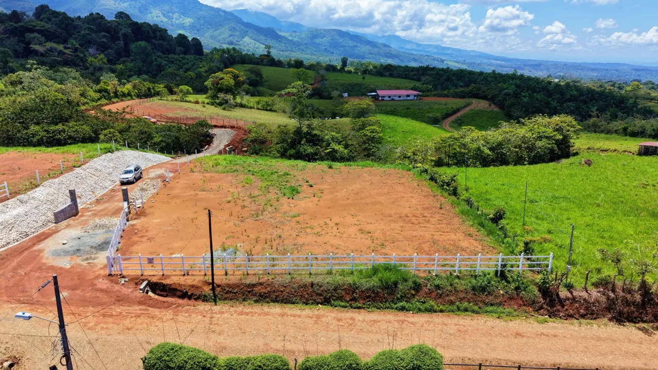 For Sale! 0.67-Acre Exclusive Lot in Arco Iris, Cajón: With Natural Water Spring &amp; Prime Topography