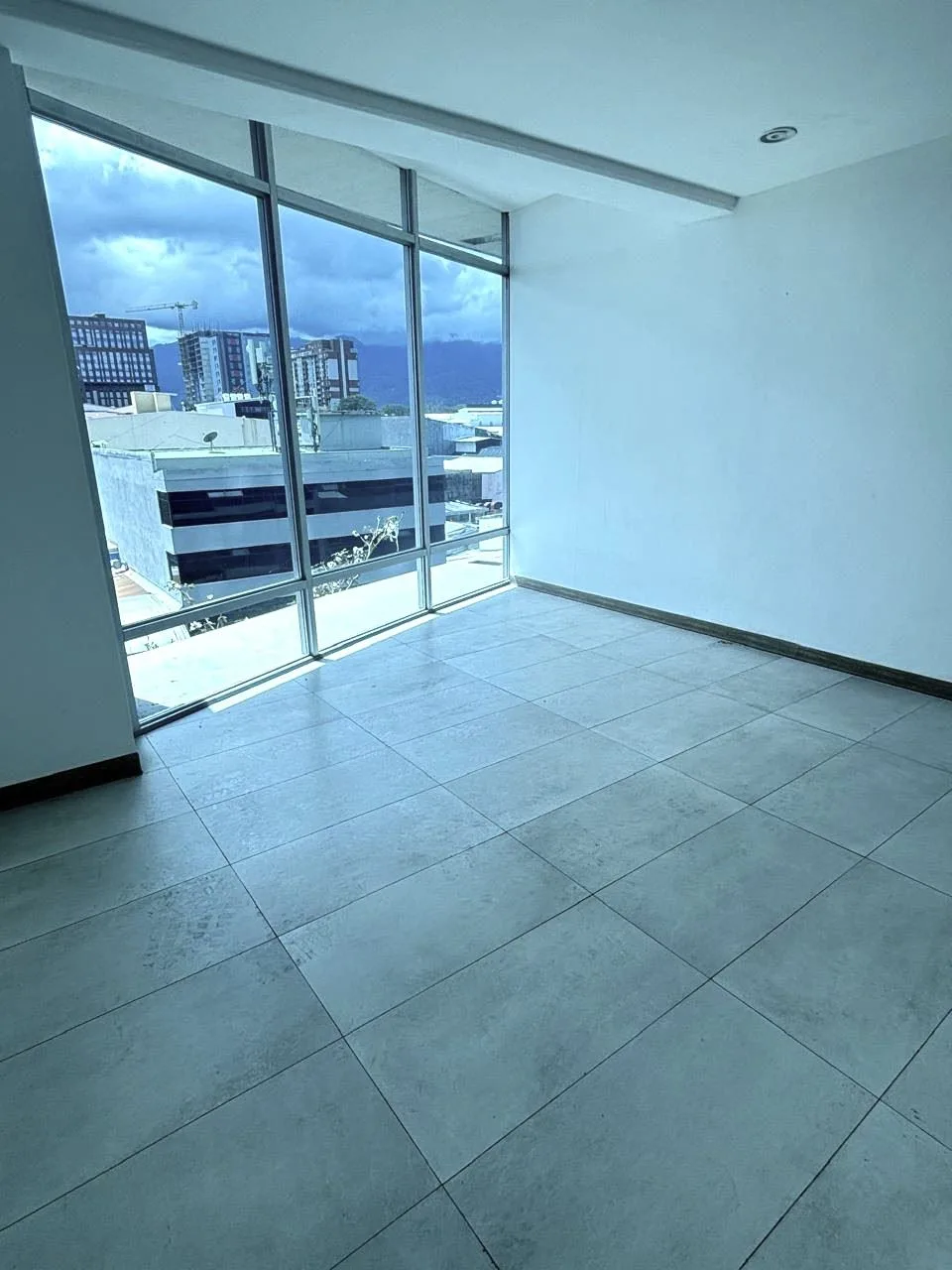 Office for Sale in Torres Paseo Colón - $120.000 — photo 2