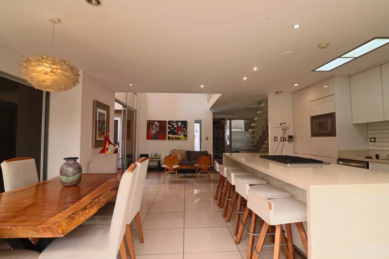 For Sale: House in Santa Ana, Costa Rica
