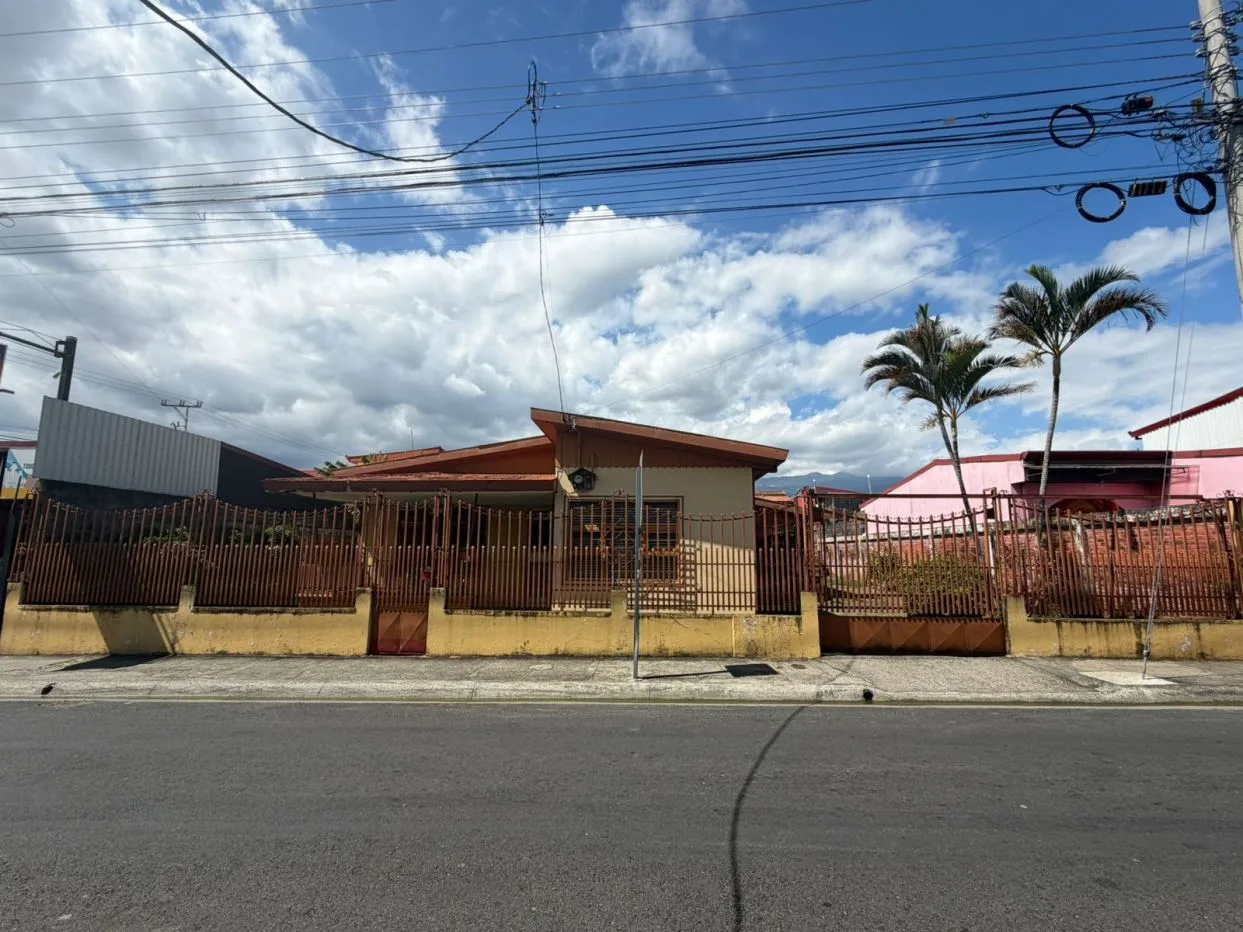 Strategic Investment in Downtown Barva with Strong Commercial Potential