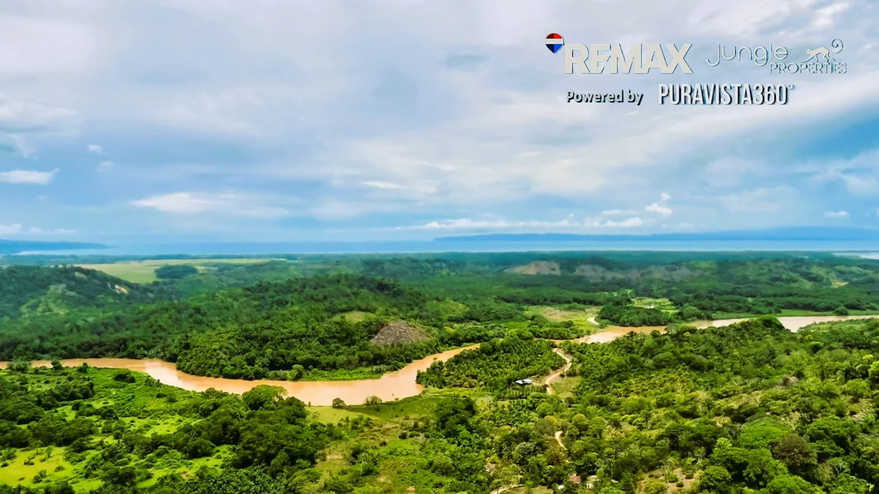 8.8 Hectares Land for Sale Near Pavones Costa Rica with Ocean and River Views