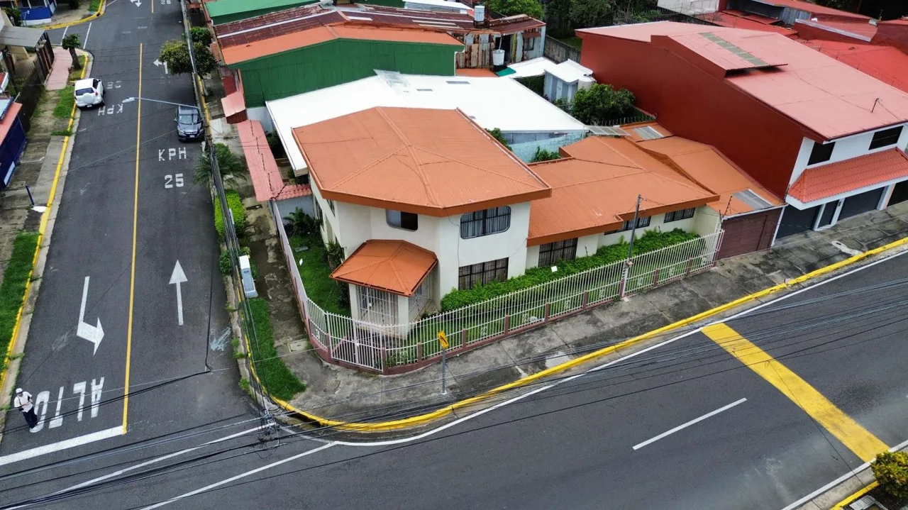 Commercial House for sale in Alajuela downtown