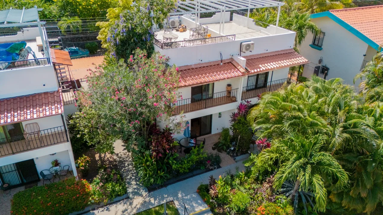 Big Daddy 13 – 2-Bed Condo with Rooftop Terrace in Las Palmas