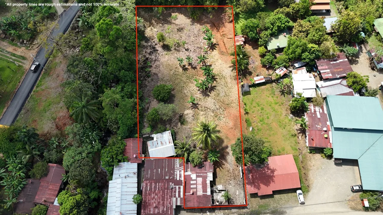 Sereno Verde Lot: Strategic 3,574m² Commercially Zoned Property in Londres, Quepos – Perfect for Business and Recreation