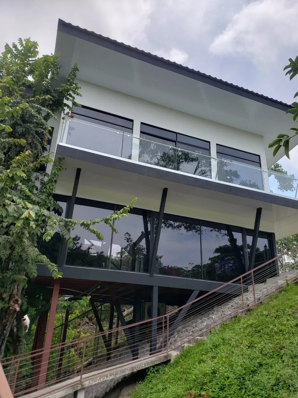 GORGEOUS LANDSCAPE PROPERTY TO INVEST– OROTINA