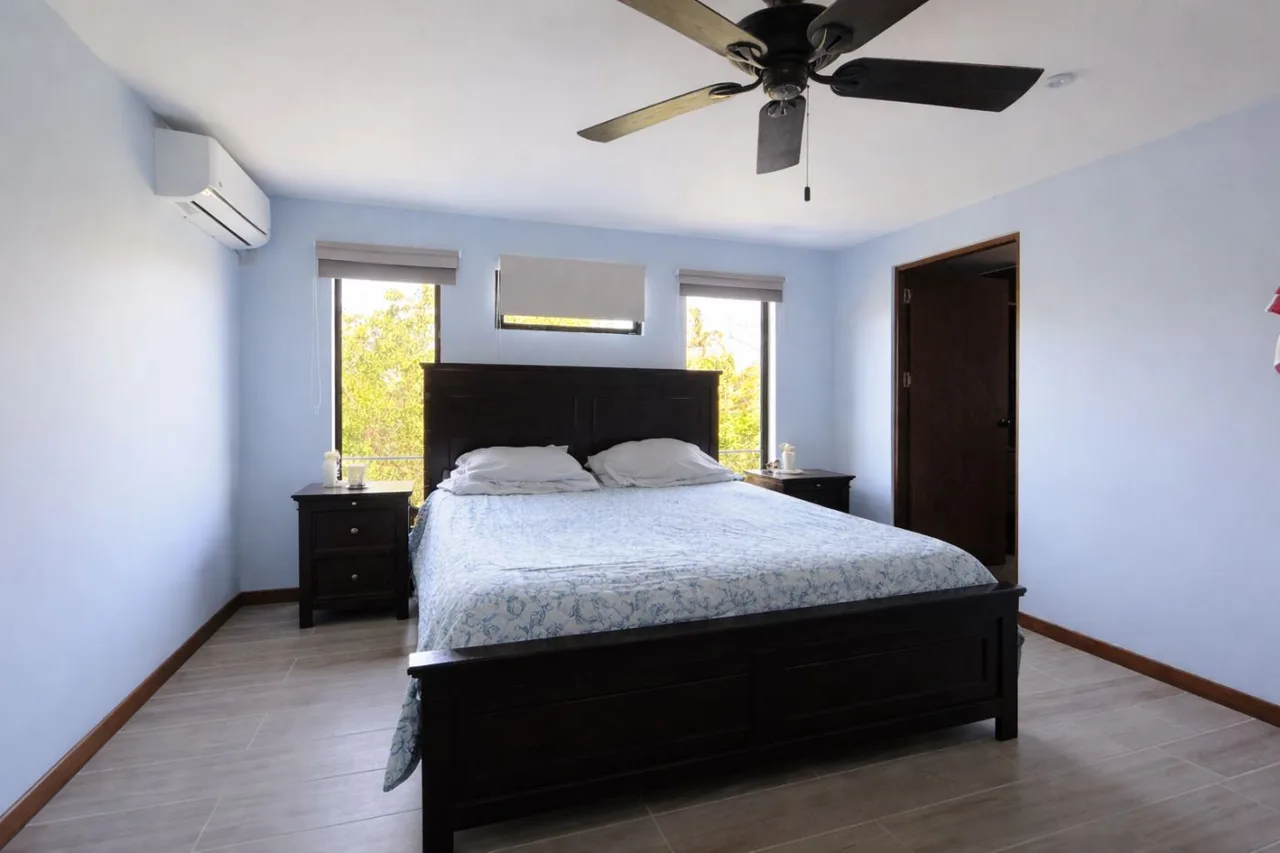Exclusive Contemporary Residence in the Most Prestigious Mountain Community of Ciudad Colón — photo 4