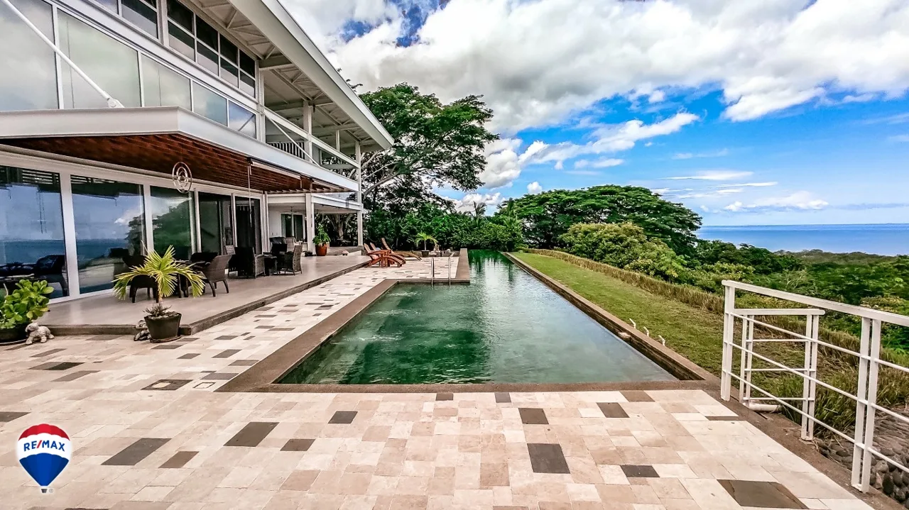 Luxurious and Unique Oceanview Residence Ι Nativa Resort
