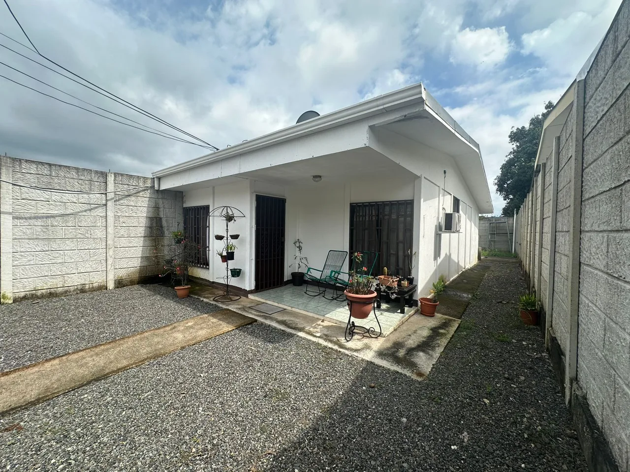 House Orotina, Villa Los Reyes
