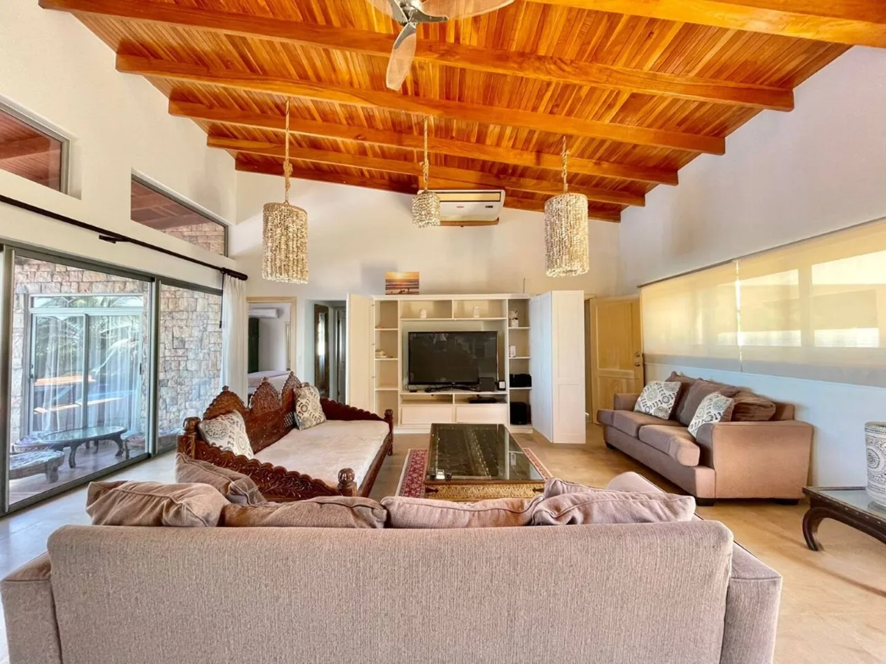 Santa Teresa Hilltop Ocean View 4 Bd Home