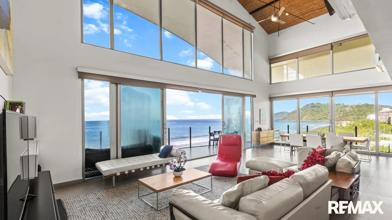 Diamante Del Sol Oceanfront Luxury 4 Bed Penthouse