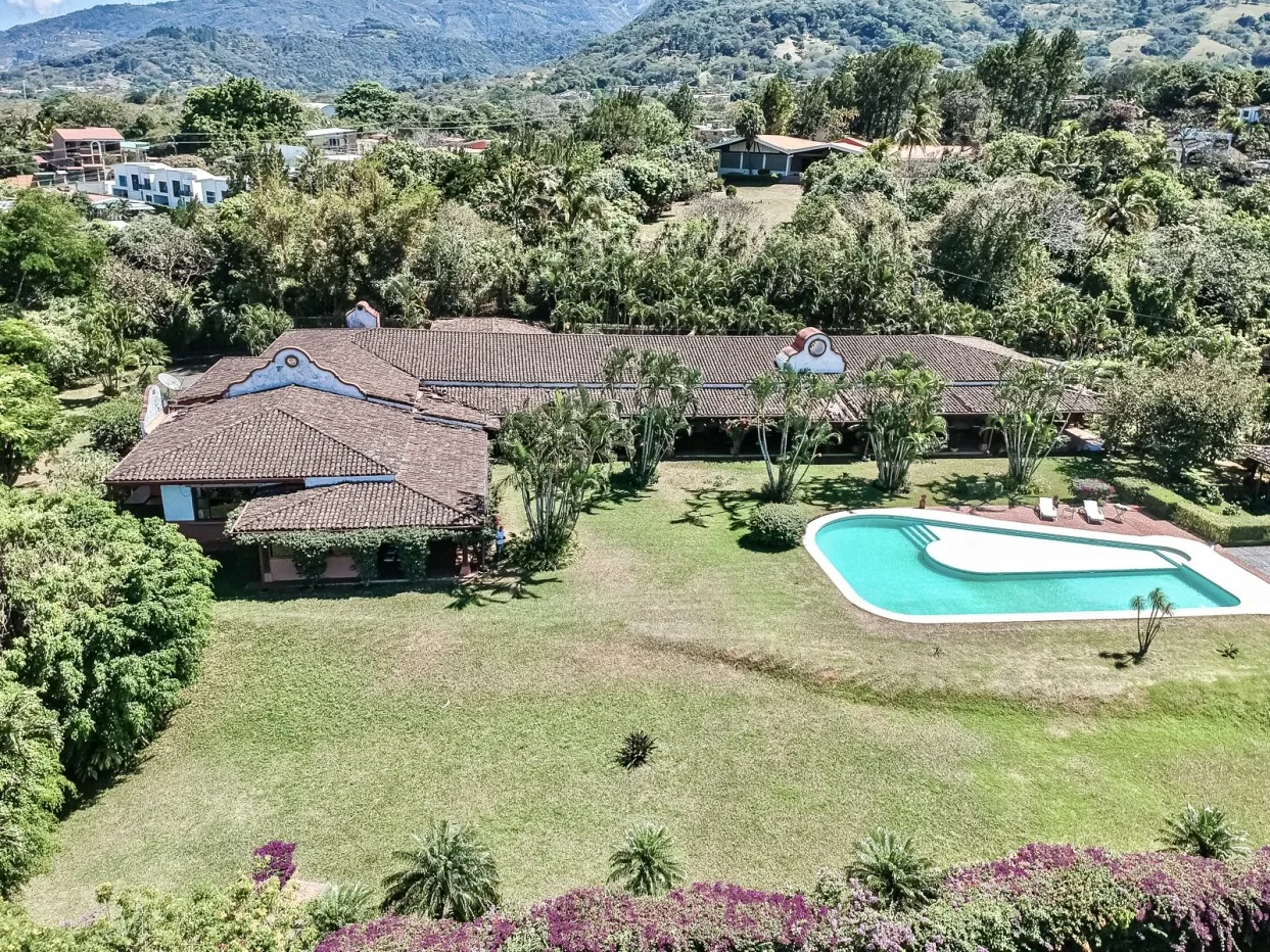 Venetian Oasis Estate
