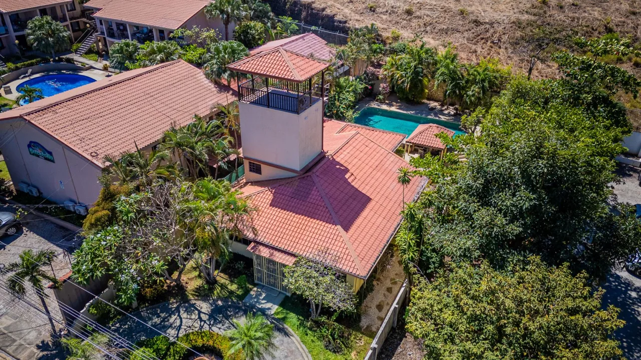 Ocean View Tower Home in the Heart of Las Palmas