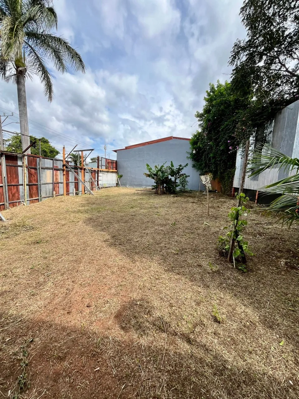 Property Ready for Development Just 200m from Oxígeno Mall