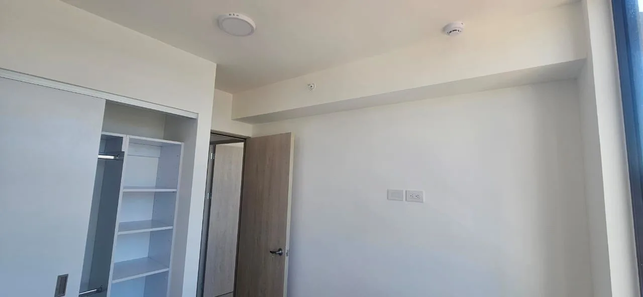 Modern Apartment in SkyHouse - 2 Bedrooms - 2 Parking Spaces — photo 5