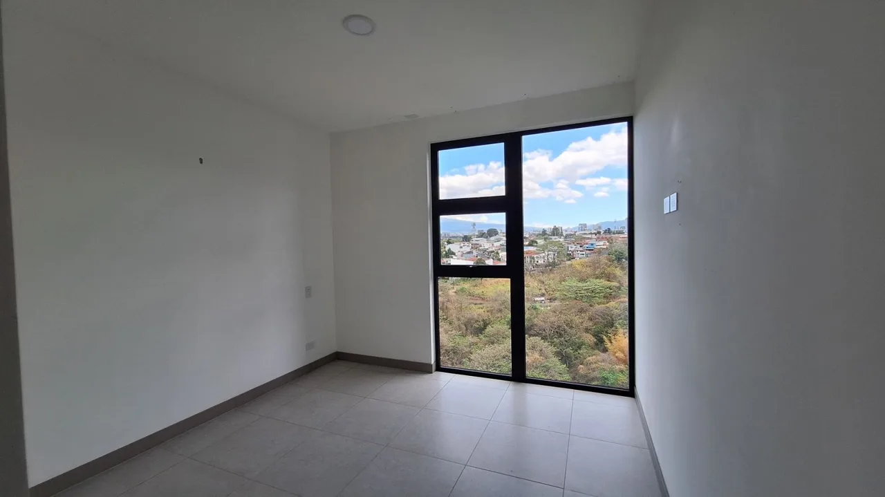 Apartment in Núcleo Sabana condominium, tower B, San José — photo 3