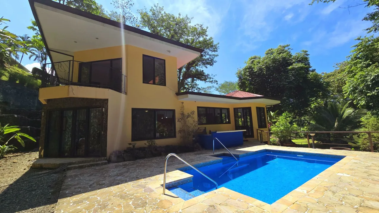 Tropical Luxury Home with Private Waterfall and Pool
